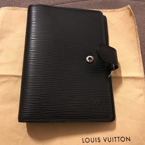 Louis Vuitton Epi Noir PM Small Ring Agenda Cover